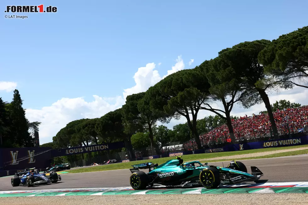 Fernando Alonso (Marc Surer: 2) - "Endlich wieder ein Lichtblick von ihm. Der fünfte Startplatz hat ihm die Note 2 gebracht. Ich verstehe seinen Frust, denn das VSC hat ein besseres Ergebnis verhindert." Foto zur News: Fernando Alonso (Marc Surer: 2) - "Endlich wieder ein Lichtblick von ihm. Der fünfte Startplatz hat ihm die Note 2 gebracht. Ich verstehe seinen Frust, denn das VSC hat ein besseres Ergebnis verhindert."
