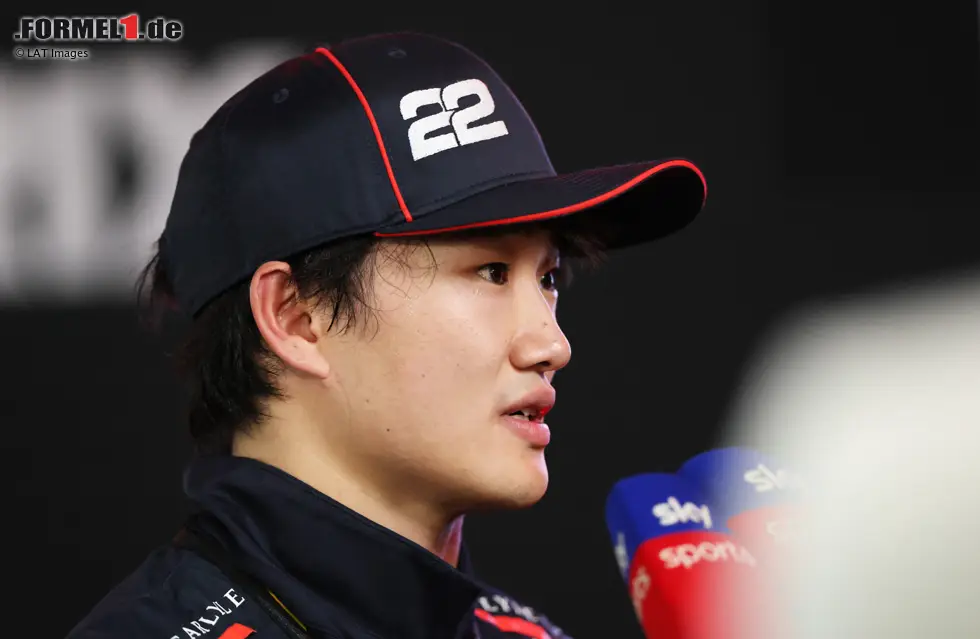 Foto zur News: Yuki Tsunoda (Redaktion: 4) - Das sehen wir komplett anders. Das Sprint-Qualifying war top, aber danach kam nicht mehr viel. Handelte sich im Sprint eine Strafe wegen Tracklimits ein, dazu ein verkorkstes Qualifying und im Rennen nur mit viel Dusel in den Punkten. Zu wenig.