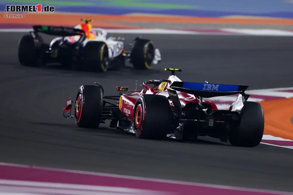 Foto zur News: Lewis Hamilton (Marc Surer: 5) - "Der Ferrari war schlecht. Aber zweimal im Qualifying auf 18 ist sehr schlecht."