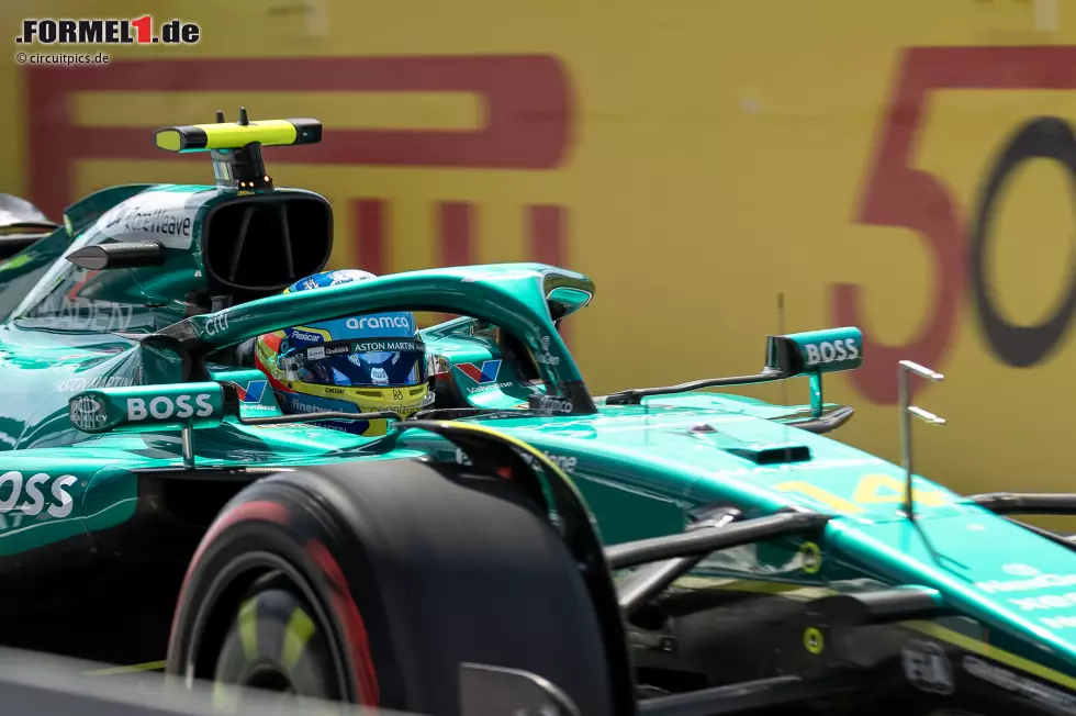 Foto zur News: Fernando Alonso (Marc Surer: 3) - "Für den Aufhängungsbruch kann er wohl nichts."