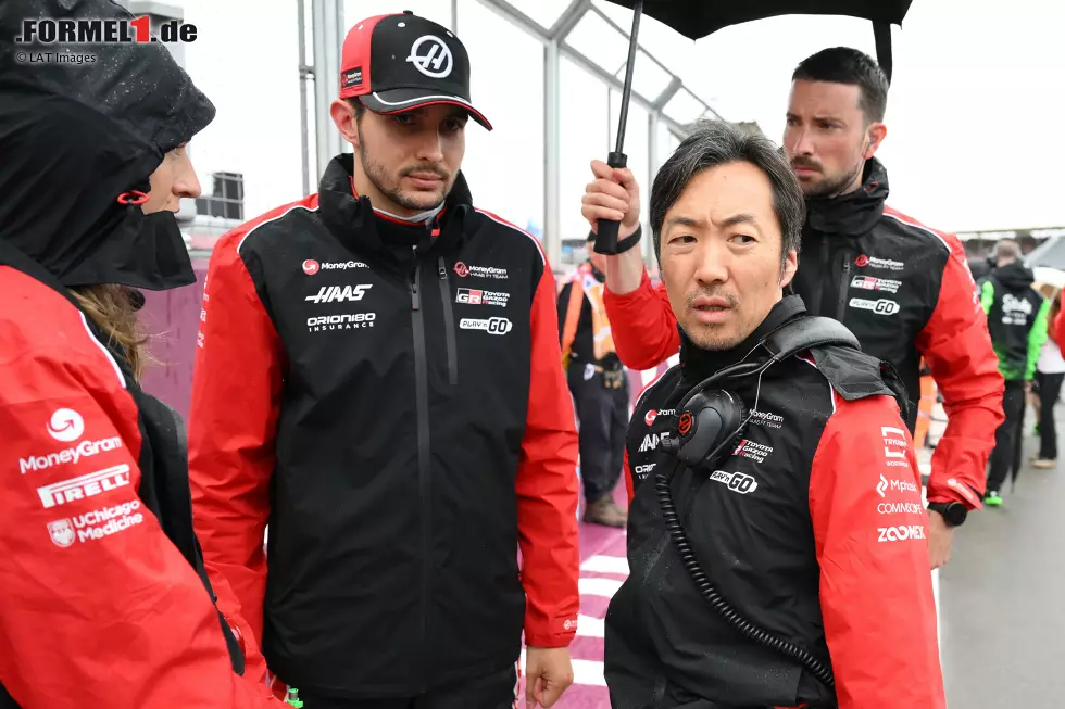 Esteban Ocon (Redaktion: 4) - Haas zockte am Anfang bei seiner Strategie, was aber nicht aufging. Für den Crash mit dem Teamkollegen konnte er nichts, aber so richtig schnell war er ohnehin am ganzen Wochenende nicht. Foto zur News: Esteban Ocon (Redaktion: 4) - Haas zockte am Anfang bei seiner Strategie, was aber nicht aufging. Für den Crash mit dem Teamkollegen konnte er nichts, aber so richtig schnell war er ohnehin am ganzen Wochenende nicht.