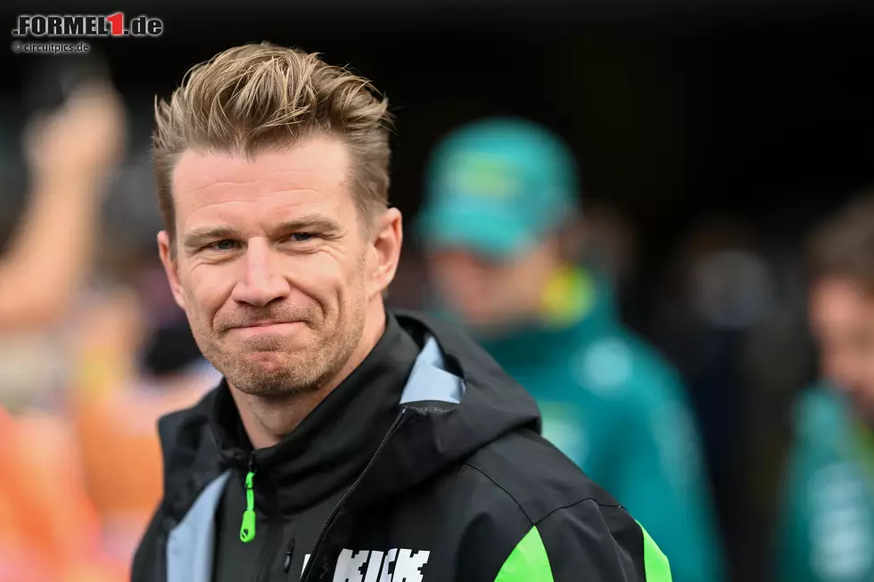 Nico Hülkenberg (Redaktion: 4) - Auch ihn haben wir dieses Mal eine Note schlechter gesehen. War in allen Sessions am Wochenende hinter seinem Teamkollegen und traf laut eigener Aussage im Rennen selbst die Entscheidung zum zweiten Boxenstopps, der ihn letztendlich aus den Punkten warf. Foto zur News: Nico Hülkenberg (Redaktion: 4) - Auch ihn haben wir dieses Mal eine Note schlechter gesehen. War in allen Sessions am Wochenende hinter seinem Teamkollegen und traf laut eigener Aussage im Rennen selbst die Entscheidung zum zweiten Boxenstopps, der ihn letztendlich aus den Punkten warf.