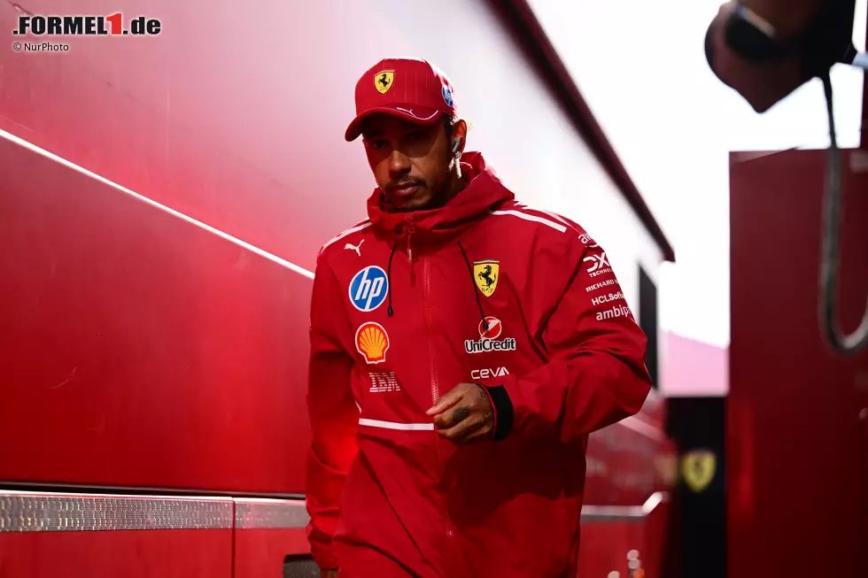 Lewis Hamilton (Redaktion: 5) - Auch hier schließen wir uns unserem Experten einstimmig an. Die zwei Dreher im Training sind noch zu verschmerzen - der Crash im Rennen dann nicht mehr. Besonders ärgerlich, weil er am Wochenende laut eigener Aussage bis dahin eigentlich Fortschritte machte. Foto zur News: Lewis Hamilton (Redaktion: 5) - Auch hier schließen wir uns unserem Experten einstimmig an. Die zwei Dreher im Training sind noch zu verschmerzen - der Crash im Rennen dann nicht mehr. Besonders ärgerlich, weil er am Wochenende laut eigener Aussage bis dahin eigentlich Fortschritte machte.