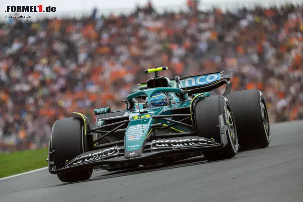 Foto zur News: Fernando Alonso (Marc Surer: 3) - "Der erste Boxenstopp war eine Fehlentscheidung und hat eine bessere Platzierung verhindert."