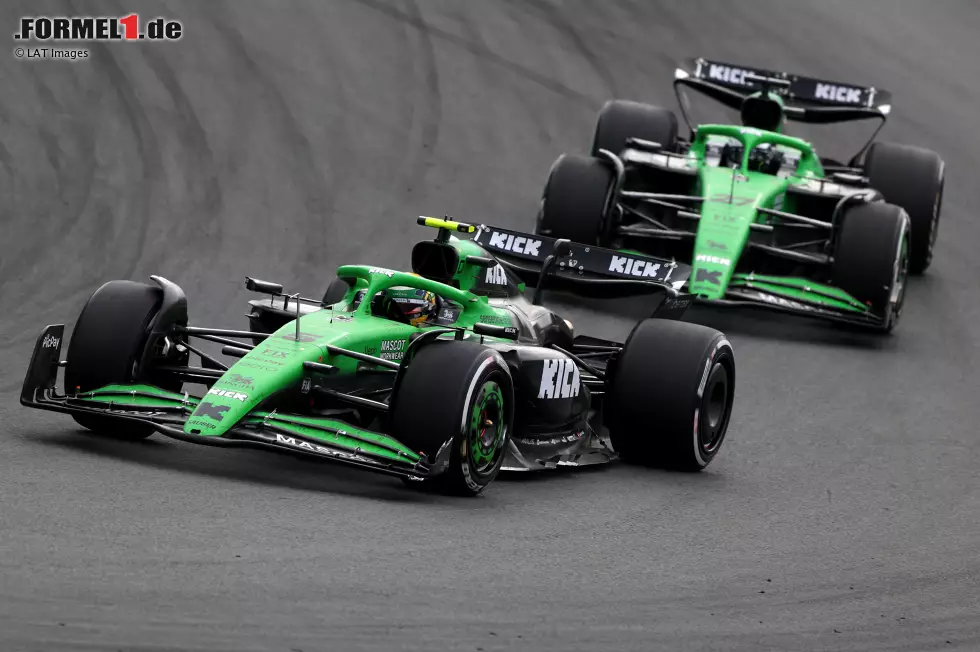 Gabriel Bortoleto (Marc Surer: 3) - "Wieder 'Hülk' im Qualifying geschlagen." Foto zur News: Gabriel Bortoleto (Marc Surer: 3) - "Wieder 'Hülk' im Qualifying geschlagen."