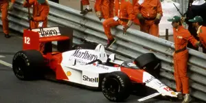 Foto zur News: Von Fangio bis Senna: Die peinlichen Patzer der Formel-1-Legenden