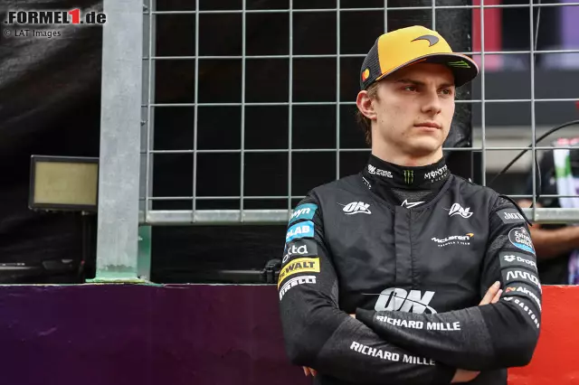 Foto zur News: Eigentlich galt McLaren-Teamkollege Lando Norris als WM-Favorit, doch Oscar Piastri konnte sich beim fünften Rennen des Jahres erstmals an die Spitze der WM-Tabelle setzen. Sein Vorsprung wäre sogar noch größer, wenn er weniger Fehler gemacht hätte. Wir liefern eine Übersicht über seine bisherigen Fehltritte.