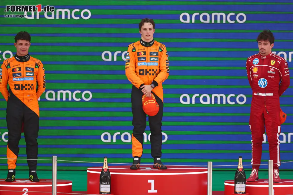 Foto zur News: Oscar Piastri erreicht zu Beginn der Saison 2025, genauer gesagt von China bis Spanien, insgesamt achtmal auf das Podium. Beim Großen Preis von Kanada wird der McLaren-Pilot dann allerdings nur Vierter, womit die Serie endet.