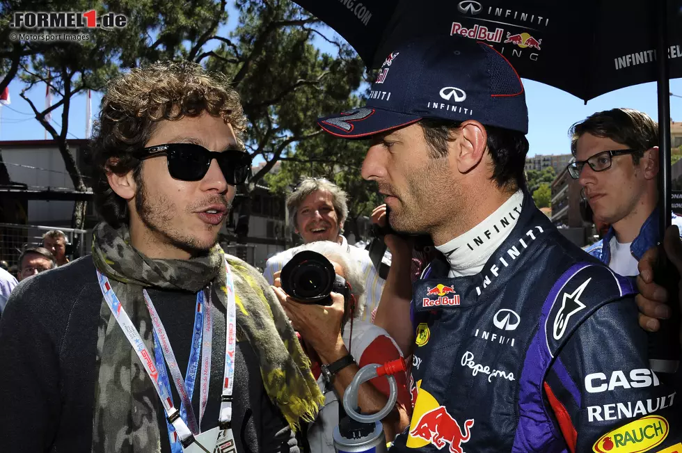 Obwohl er stets beeindruckt, entscheidet sich Rossi letztendlich gegen einen Wechsel und setzt seine Karriere in der MotoGP fort. Fan der Formel 1 bleibt er - und besucht sie wie hier in Monaco 2013. Foto zur News: Obwohl er stets beeindruckt, entscheidet sich Rossi letztendlich gegen einen Wechsel und setzt seine Karriere in der MotoGP fort. Fan der Formel 1 bleibt er - und besucht sie wie hier in Monaco 2013.