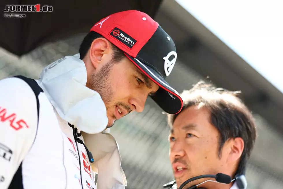 Esteban Ocon (Redaktion: 2) - Sehen wir auch so, auch wenn es erneut keine Einigkeit in der Redaktion gab. Fuhr von P17 aus noch in die Punkte und legte eine ähnliche Aufholjagd wie Hülkenberg hin. Der Haas geht am Sonntag insgesamt einfach besser als am Samstag. Foto zur News: Esteban Ocon (Redaktion: 2) - Sehen wir auch so, auch wenn es erneut keine Einigkeit in der Redaktion gab. Fuhr von P17 aus noch in die Punkte und legte eine ähnliche Aufholjagd wie Hülkenberg hin. Der Haas geht am Sonntag insgesamt einfach besser als am Samstag.