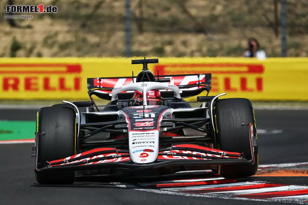 Foto zur News: Esteban Ocon (Marc Surer: 5) - &quot;Zu früher Boxenstopp. Aber auch sonst nicht viel los.&quot;