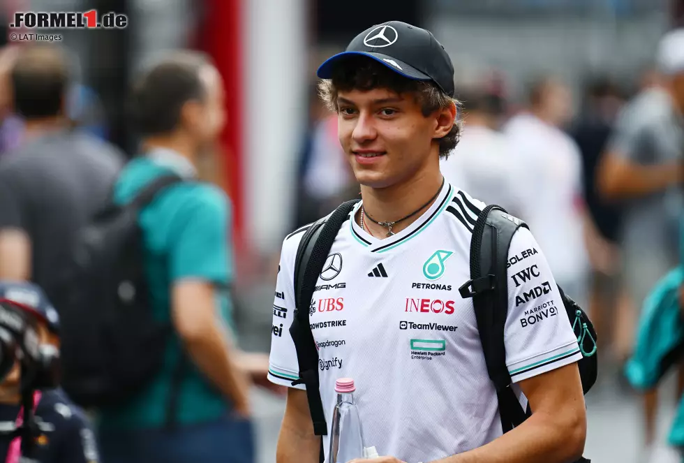 Foto zur News: Andrea Kimi Antonelli (Redaktion: 4) - Auch hier sind wir kritischer. Wenn der Teamkollege aufs Podium fährt, ist P10 zu wenig. Gilt auch für den letzten Platz in Q2 am Samstag. Fühlte sich an diesem Wochenende wohler im Auto, aber für eine 3 war uns das noch immer nicht genug.