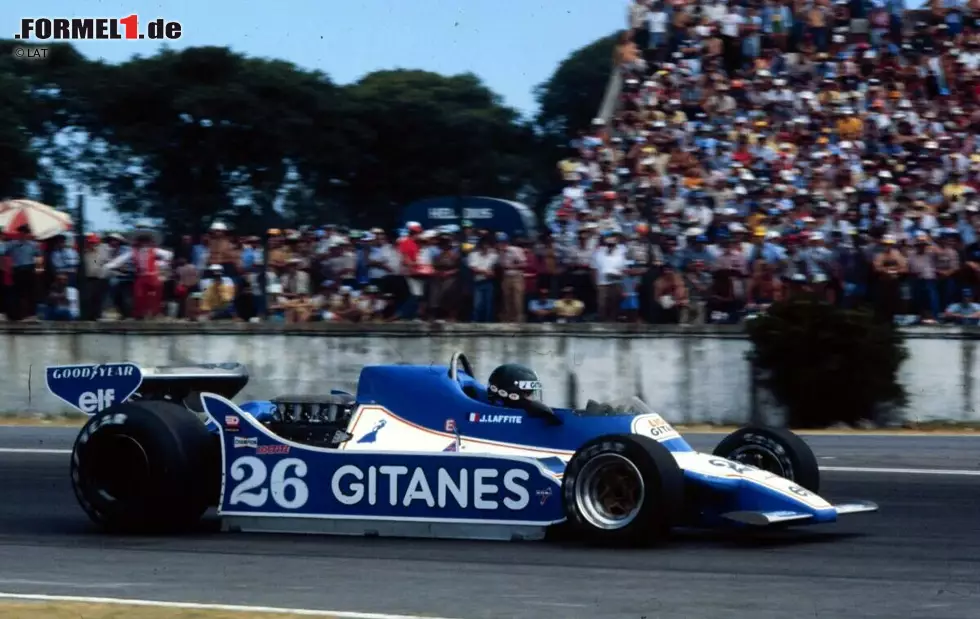 Jacques Laffite (4) - Mit Siegen in Argentinien und Brasilien startet der Ligier-Pilot traumhaft in die Saison 1979 - es sollten jedoch die einzigen beiden Siege bleiben. Nach dem vierten Lauf übernimmt Gilles Villeneuve Platz eins, weil Laffite dreimal nicht ins Ziel kommt. Mit Platz zwei in Zolder holt er die Führung kurz zurück. Foto zur News: Jacques Laffite (4) - Mit Siegen in Argentinien und Brasilien startet der Ligier-Pilot traumhaft in die Saison 1979 - es sollten jedoch die einzigen beiden Siege bleiben. Nach dem vierten Lauf übernimmt Gilles Villeneuve Platz eins, weil Laffite dreimal nicht ins Ziel kommt. Mit Platz zwei in Zolder holt er die Führung kurz zurück.