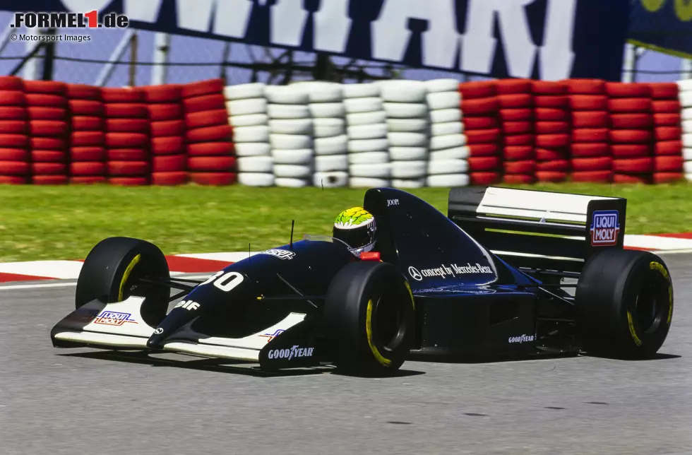 Beim Formel-1-Debüt 1993 sorgte Sauber mit dem schwarz lackierten C12 sofort für Aufsehen: Trotz technischer Probleme holte J.J. Lehto in Kyalami Platz fünf - und damit direkt Saubers erste Punkte. Foto zur News: Beim Formel-1-Debüt 1993 sorgte Sauber mit dem schwarz lackierten C12 sofort für Aufsehen: Trotz technischer Probleme holte J.J. Lehto in Kyalami Platz fünf - und damit direkt Saubers erste Punkte.