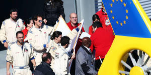 Foto zur News: Fotostrecke: Unfall von Fernando Alonso in Barcelona