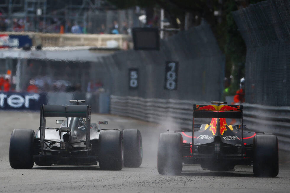 Foto zur News: Das war das Formel-1-Rennen in Monte Carlo 2016: Hamiltons Sieg und Ricciardos Pech beim verrückten Auto-Roulette