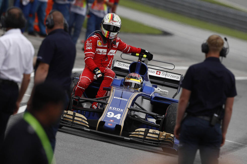 Foto zur News: Das war das Formel-1-Rennen in Sepang: Ferrari patzt mit dem schnellsten Auto, Verstappen fightet Hamilton nieder