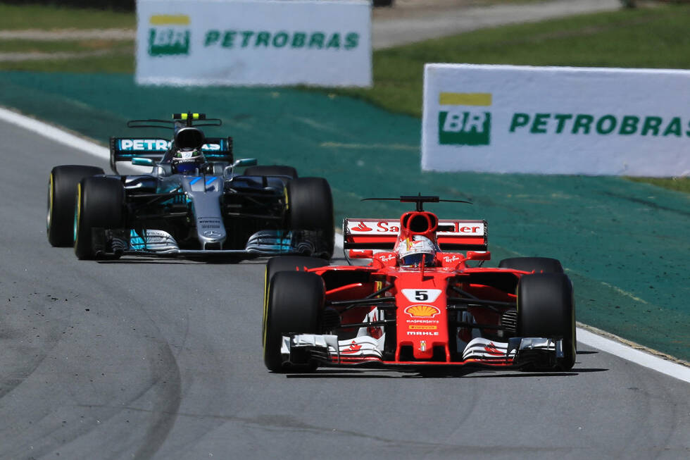 Foto zur News: Das Formel-1-Rennen in Sao Paulo: Hamiltons furiose Aufholjagd, Vettels entscheidendes Manöver am Start