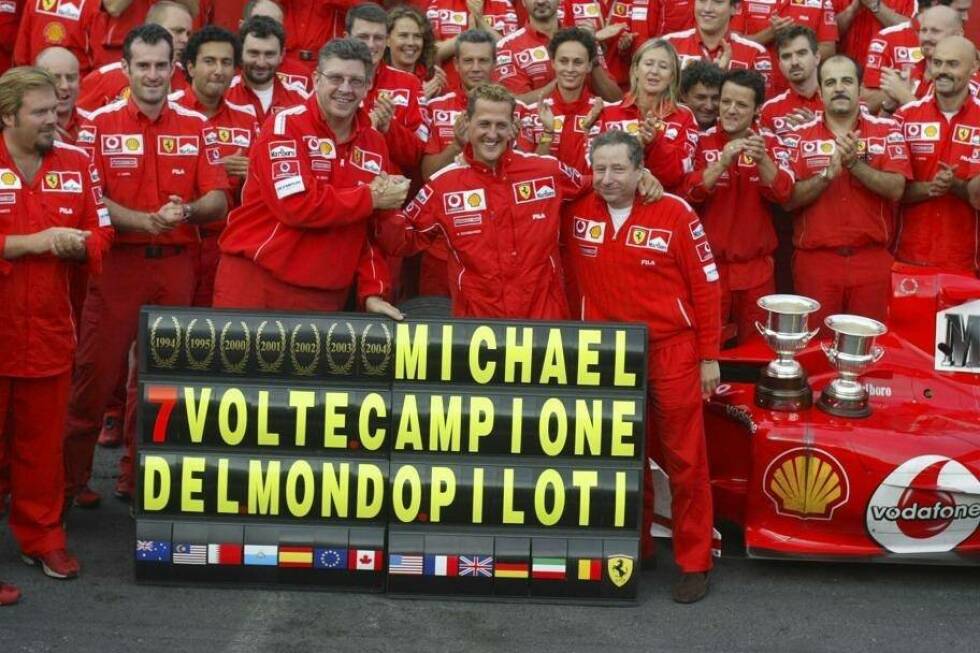 Foto zur News: Wir werfen einen Blick auf die Bestmarken von Michael Schumacher und schauen darauf, wann diese gebrochen werden könnten (Stand: Saisonende 2017)