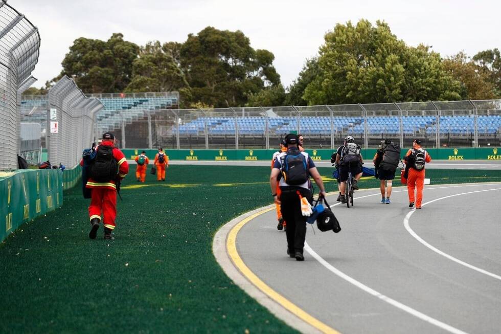 Foto zur News: Szenen aus dem Fahrerlager am Albert Park: Was nach der Formel-1-Absage des Auftaktrennens in Australien vor Ort in Melbourne zu sehen ist