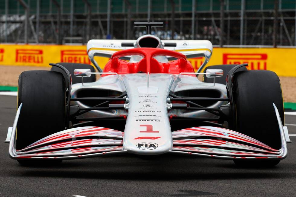 Foto zur News: Die Formel 1 hat in Silverstone einen ersten Prototyp für das neue Technische Reglement 2022 vorgestellt, und so sieht das künftige Formel-1-Auto aus!