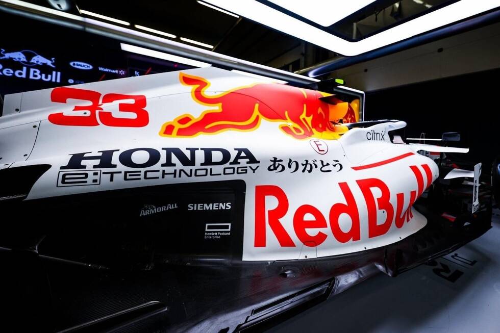 Foto zur News: Honda verabschiedet sich am Ende des Jahres aus der Formel 1 - Red Bull würdigt den Motorenpartner im Rahmen des Türkei-GP mit einer Speziallackierung des RB16B