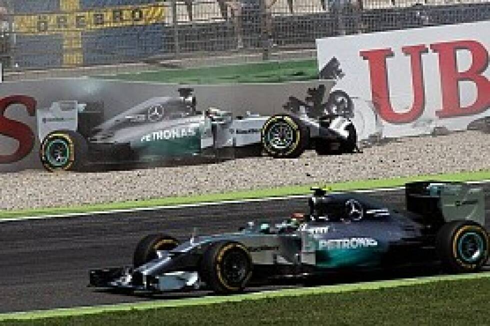 Foto zur News: Das Pech des Mercedes-Piloten