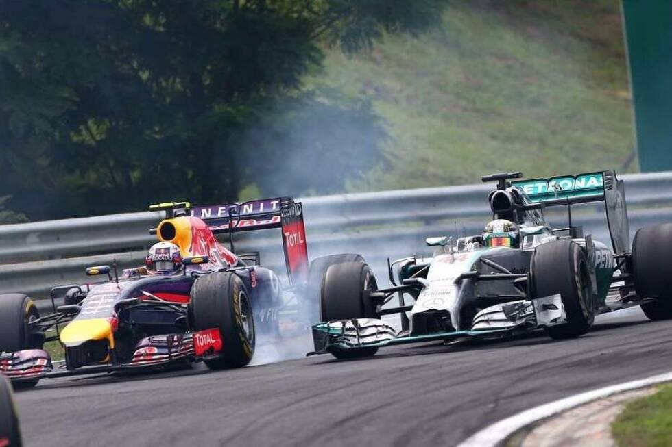Foto zur News: Pech für Lewis Hamilton im Qualifying, Uneinigkeit der Silberpfeile im Rennen, und schon staubt Daniel Ricciardo den Grand-Prix-Sieg ab