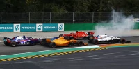 Foto zur News: Vettel gibt Hamilton Schuld für Crash: "Hatte keine Wahl!"