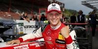 Foto zur News: Formel-1-Live-Ticker: Ferrari-Boss beeindruckt von Mick Schumacher!