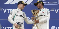 Foto zur News: Lewis Hamilton: "Wichtig, dass wir Valtteris Leistung anerkennen"