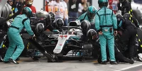 Foto zur News: Sanfte Kritik an Pirelli: Lewis Hamilton will noch weichere Reifen
