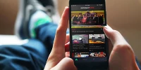 Foto zur News: Teile Deine Meinung zu großen F1-Themen mit der App "Motorsport Fans"