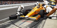 Foto zur News: McLaren plant mehr Tests: Alonso soll Indy-Siegermilch trinken!