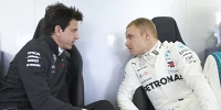 Foto zur News: Wolff verrät: "Bottas wollte am liebsten sofort verschwinden"