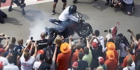 Foto zur News: Formel-1-Live-Ticker: Fans sorgen sich um Hamiltons "neue Liebe"