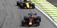 Foto zur News: Renault kritisiert Kommunikation von Red Bull scharf