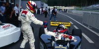 Foto zur News: Marko vs. Montoya: Hat der Marko-Pilot absichtlich den F3000-Titel  verloren?