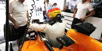 Foto zur News: Alonso auf Schumachers Spuren: Schon in Barcelona im McLaren?