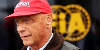 Foto zur News: Das Warten geht weiter: Niki Lauda auch für Besuch in Barcelona nicht fit