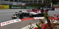 Foto zur News: Kimi Räikkönen und Alfa ratlos: Einfach nicht schnell genug