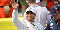 Foto zur News: 59 Mercedes-Poles: Hamilton bricht Schumacher-Rekord