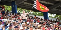 Foto zur News: Vettel: Hype ist nicht so groß wie zu Schumi-Zeiten