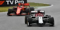 Foto zur News: "Nicht zufrieden": Warum stecke Vettel in der ersten Rennhälfte fest?