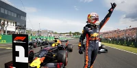 Foto zur News: Red Bull bejubelt Verstappens erste Pole: "Albtraum" hat ein Ende