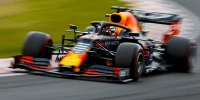 Foto zur News: Mercedes zu schnell für Red Bull? "Müssen uns etwas einfallen lassen"