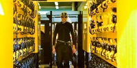 Foto zur News: Ocon verloren in neuer Fabrik: So hat Renault aufgerüstet
