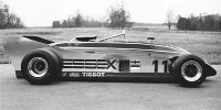 Foto zur News: Verboten: Der Lotus 88 mit Doppelchassis für die F1-Saison 1981