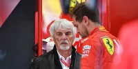 Foto zur News: Bernie Ecclestone: Hoffentlich spielt Ferrari fair mit Sebastian Vettel