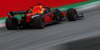 Foto zur News: Max Verstappen: Mercedes hat größere Schritte gemacht als wir